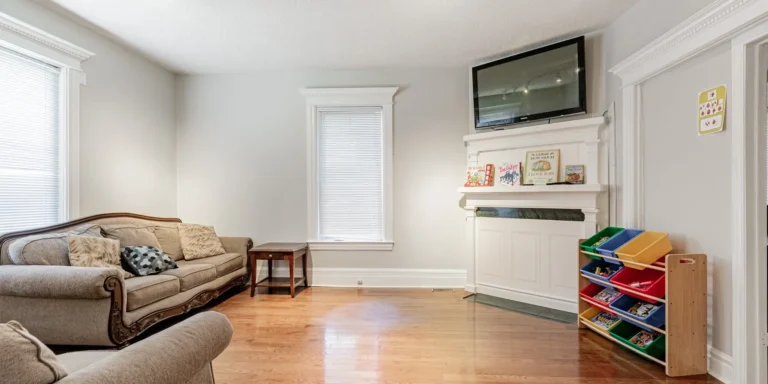 rs=w_1800,h_900,cg_true